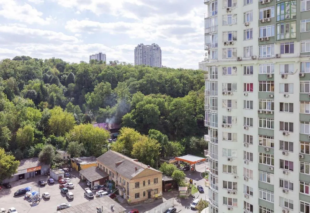 Navit Apartments With Breakfast, Near The Railway Station, The City Center And The Park Κίεβο